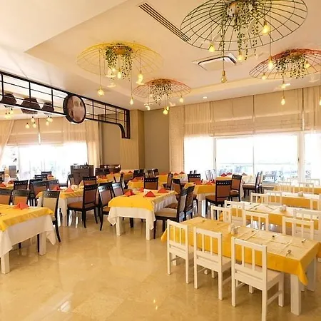 Otel Seaden Sea World &