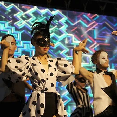 Seaden Sea World & 5*