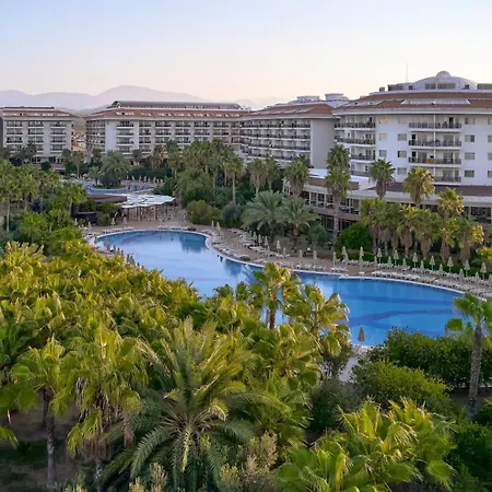 Seaden Sea World & Otel