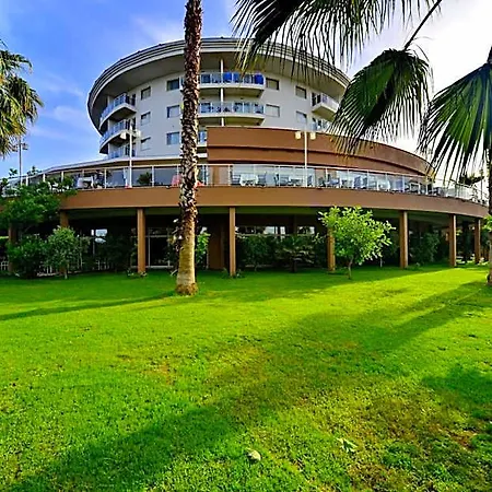 Seaden Sea World & Hotel