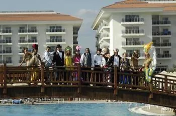 Seaden Sea World & Hotel