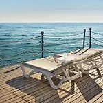 Hotel Seaden Sea World & 5*