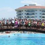 Seaden Sea World & Hotel 5*