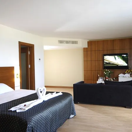 Отель Seaden Sea World & 5*