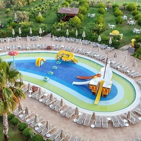 Seaden Sea World & 5*