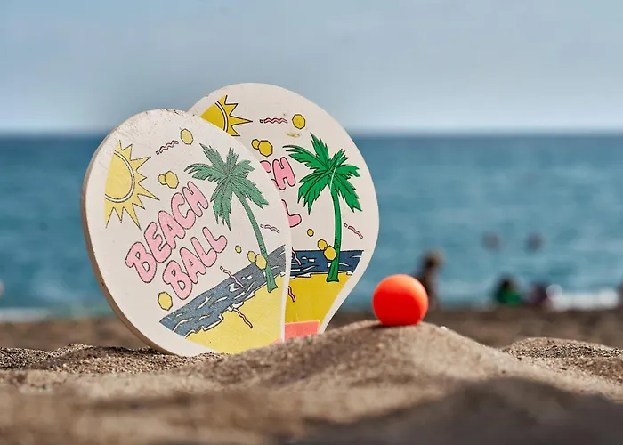 Seaden Sea World & Отель